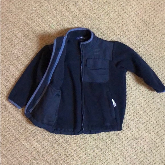 Land’s End fleece jacket with zippered pockets. - Picture 5 of 7